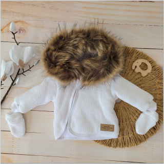 Zateplená kojenecká  bundička s rukavičkami